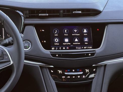 New 2026 Cadillac XT5 Luxury image 15