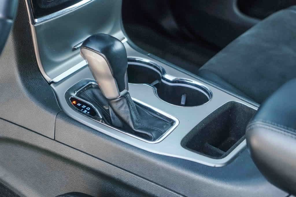 Used 2022 Jeep Grand Cherokee Laredo X RWD image 18