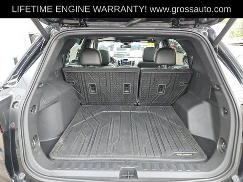 Used 2023 Chevrolet Equinox Premier AWD/4WD image 31