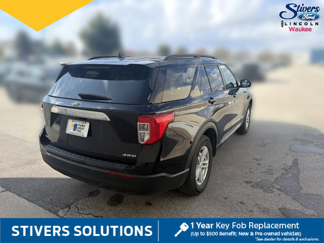 Used 2023 Ford Explorer XLT AWD/4WD image 6
