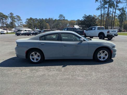 Used 2021 Dodge Charger SXT w/ Leather Interior Group image 3