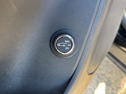 Used 2022 Chevrolet Blazer LT w/ Redline Edition image 17