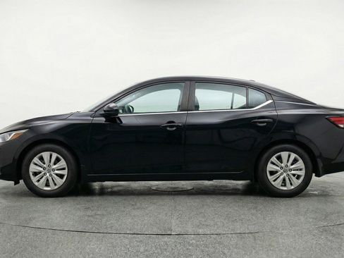 Used 2025 Nissan Sentra S image 5