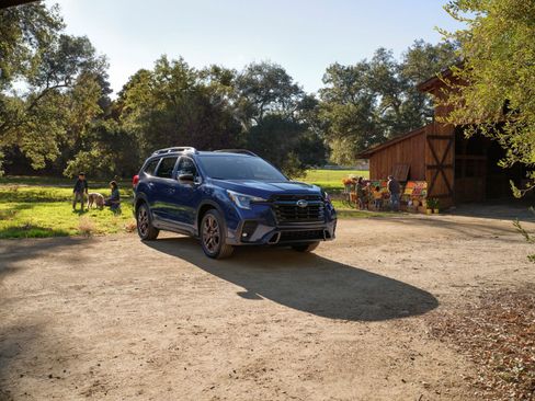 Used 2020 Subaru Ascent Touring w/ Popular Package #2A AWD/4WD image 2