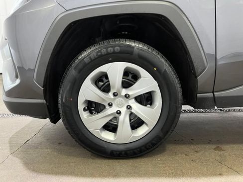Certified 2023 Toyota RAV4 LE AWD/4WD image 22