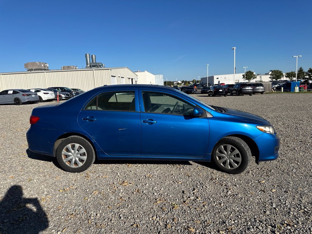 Used 2010 Toyota Corolla LE w/ All Weather Guard Pkg FWD image 11