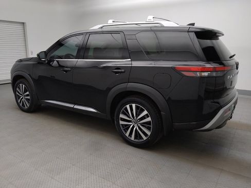 Used 2022 Nissan Pathfinder Platinum w/ Cargo Package FWD image 3