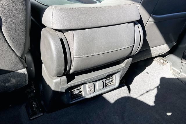Used 2019 GMC Sierra 1500 SLT w/ X31 Off-Road Package AWD/4WD image 33