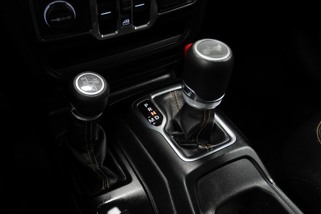 Certified 2023 Jeep Wrangler Unlimited Sahara AWD/4WD image 33