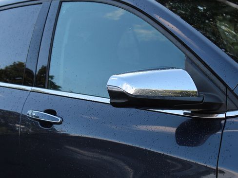 Used 2018 Chevrolet Equinox Premier image 48