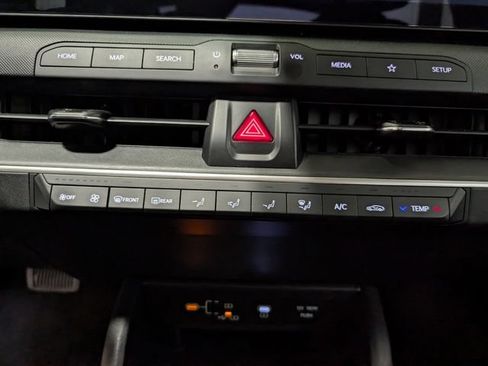Used 2025 Kia K4 FWD image 21