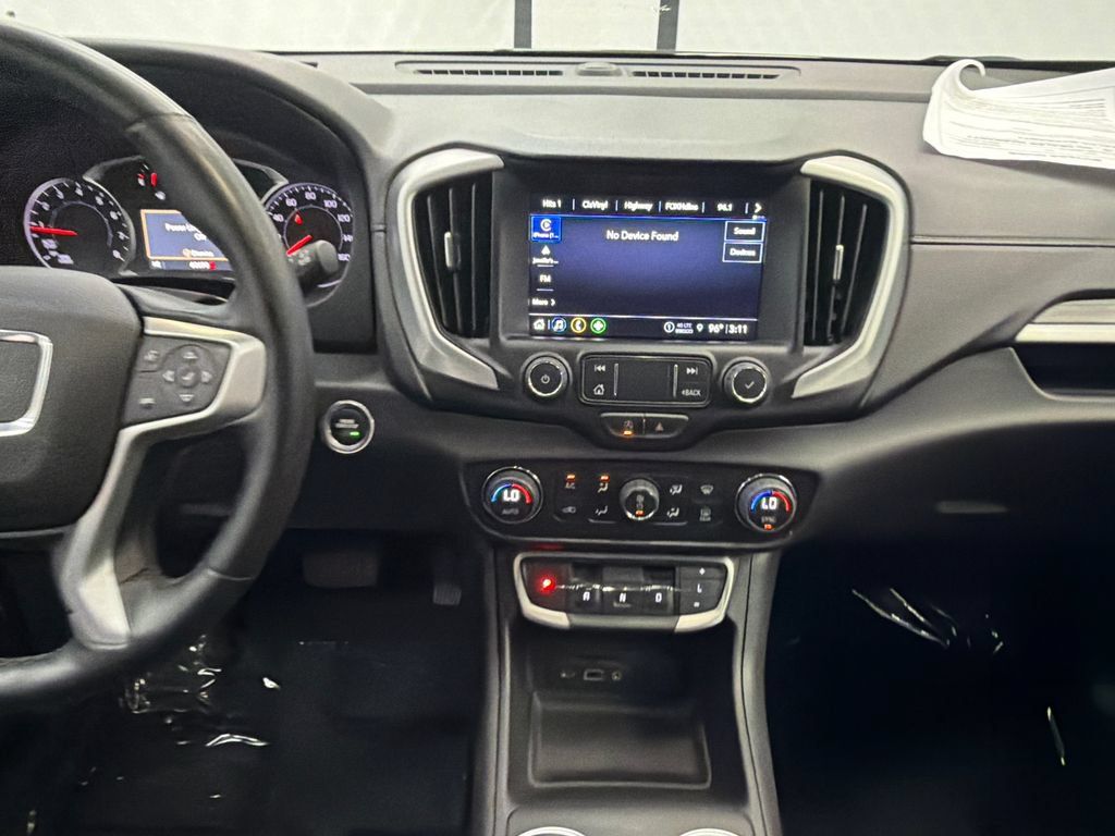 Used 2024 GMC Terrain SLT AWD/4WD image 29