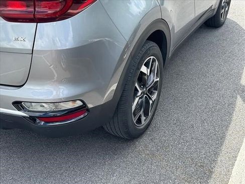 Used 2022 Kia Sportage EX w/ EX Technology Package AWD/4WD image 17