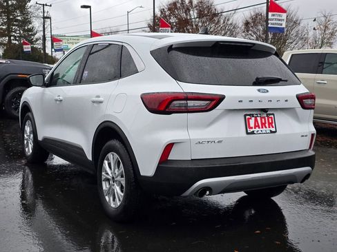 Used 2024 Ford Escape Active image 5