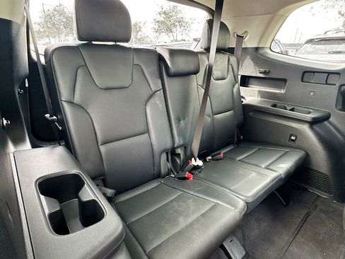 Used 2025 Kia Telluride S image 30