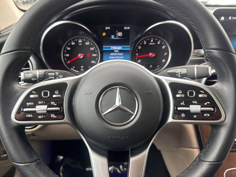 Used 2022 Mercedes-Benz GLC 300 4MATIC image 14