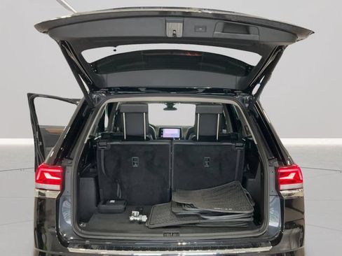 Used 2024 Volkswagen Atlas SE w/ Panoramic Sunroof Package AWD/4WD image 22