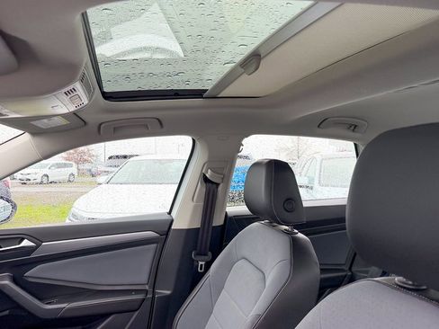 New 2026 Volkswagen Jetta SE image 21