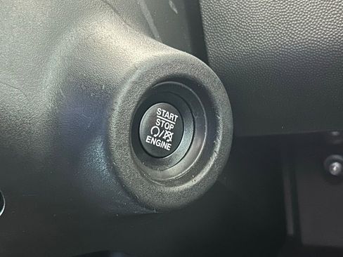 Used 2024 RAM ProMaster 3500 w/ Convenience Group image 44