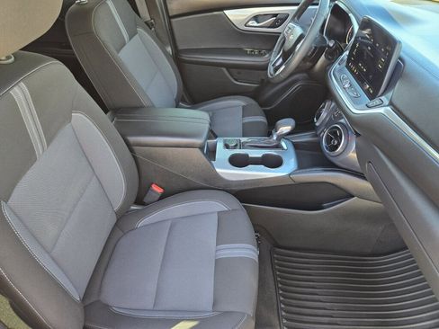 Used 2023 Chevrolet Blazer LT AWD/4WD image 13