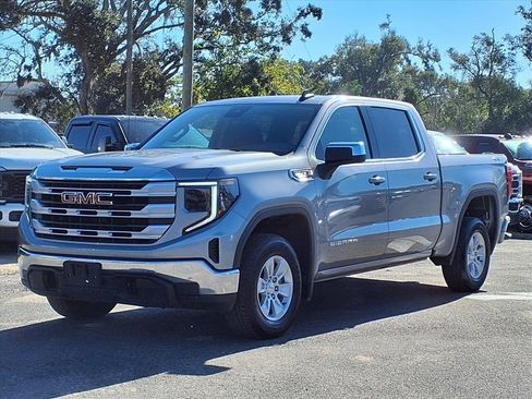 Used 2024 GMC Sierra 1500 SLE image 3
