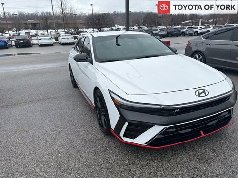 Used 2025 Hyundai Elantra N image 1