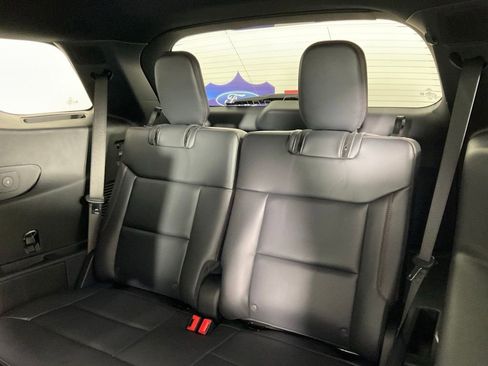 New 2026 Ford Explorer ST-Line RWD image 17