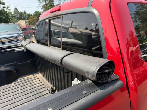 Used 2011 Toyota Tacoma 4x4 Access Cab V6 w/ TRD Sport Pkg image 24