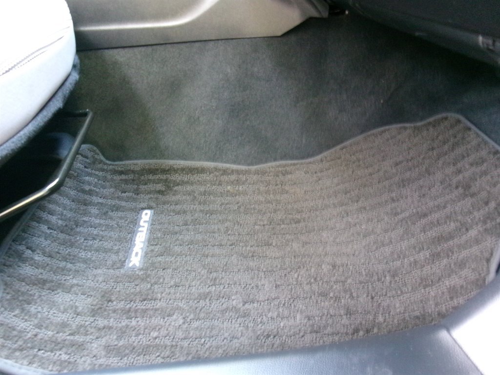 Used 2023 Subaru Outback Premium AWD/4WD image 23
