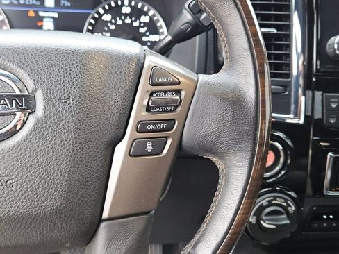 Used 2020 Nissan Titan Platinum Reserve w/ Moonroof Package image 18