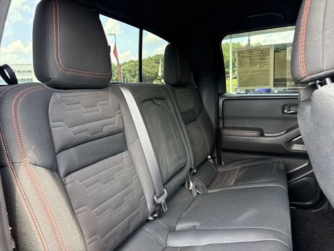 Used 2022 Nissan Frontier PRO-4X AWD/4WD image 33