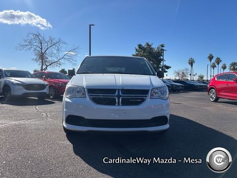 Used 2017 Dodge Grand Caravan SE image 19