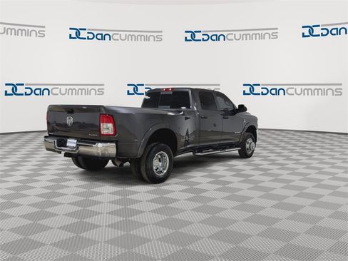 Used 2022 RAM 3500 Tradesman image 9