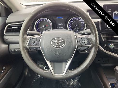 Used 2022 Toyota Camry LE image 28