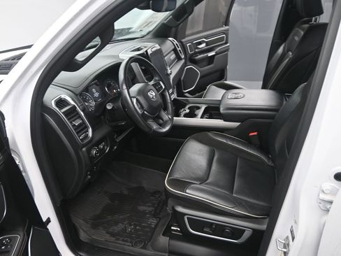 Used 2023 RAM 1500 Laramie image 9