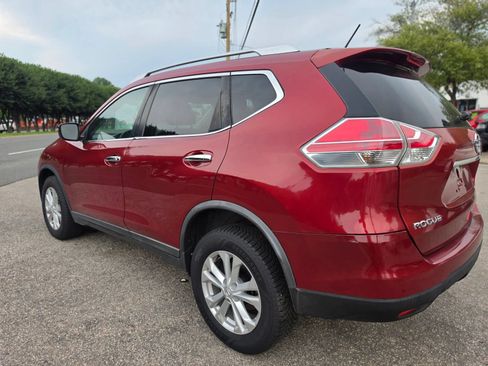 Used 2016 Nissan Rogue SV AWD/4WD image 7