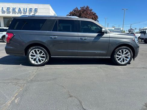 Used 2018 Ford Expedition Max Platinum AWD/4WD image 8