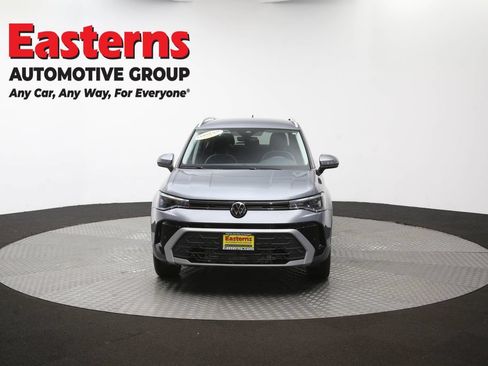 Used 2025 Volkswagen Taos SE AWD/4WD image 51