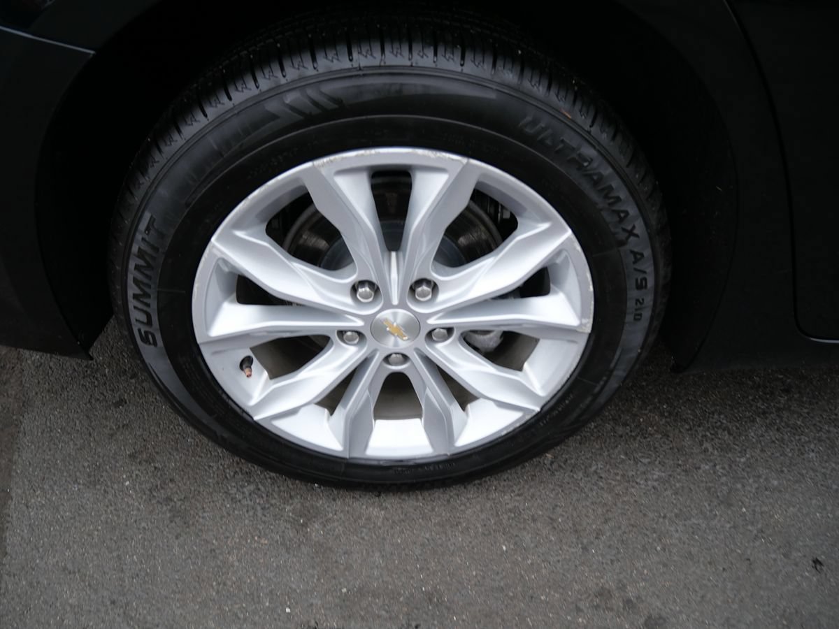 Used 2023 Chevrolet Malibu LT FWD image 35
