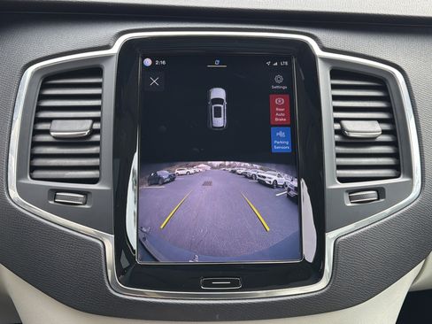 Certified 2023 Volvo XC90 B6 Core image 25