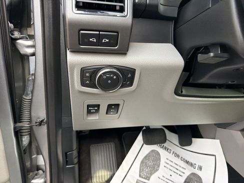 Used 2020 Ford F150 XLT w/ Equipment Group 302A Luxury AWD/4WD image 17