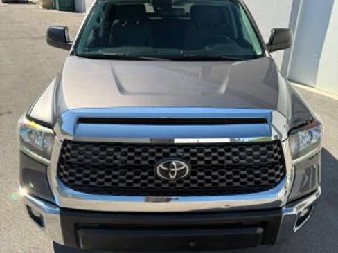 Used 2021 Toyota Tundra SR5 w/ SR5 Upgrade Package AWD/4WD image 13