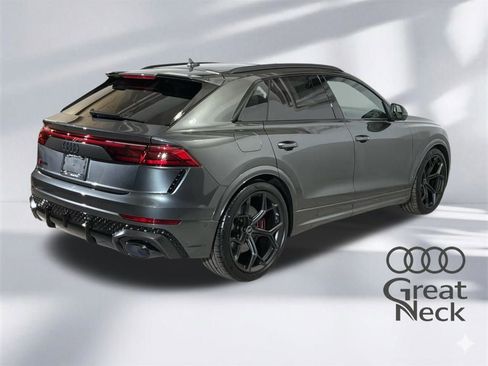 New 2026 Audi RS Q8 performance image 9