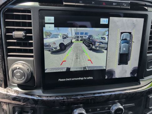 Used 2022 Ford F150 Lariat w/ Equipment Group 502A High image 19