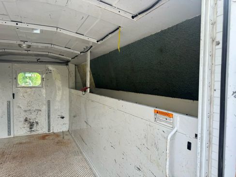 Used 2012 Ford E-350 and Econoline 350 Super Duty w/ Class I Trailer Tow Pkg image 25