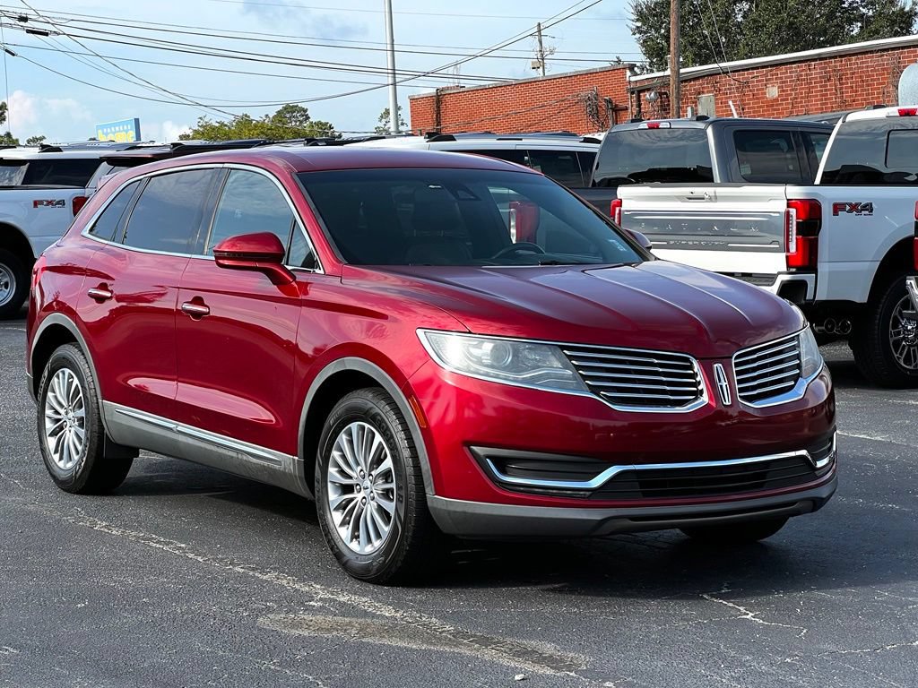 Used 2017 Lincoln MKX Select w/ Select Plus Package FWD image 8