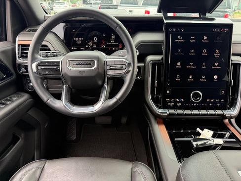 Used 2025 GMC Yukon Denali w/ Sun & Power Step Package AWD/4WD image 33