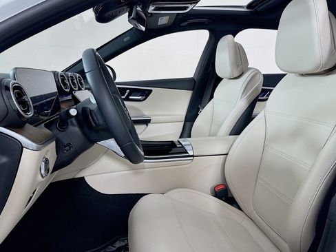 Used 2024 Mercedes-Benz C 300 Sedan image 17