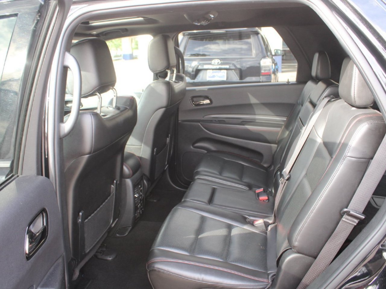 Used 2024 Dodge Durango GT RWD image 27