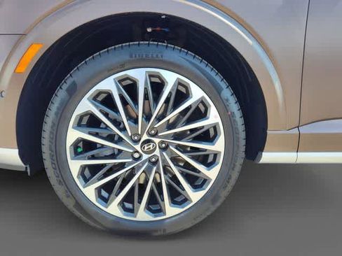 New 2026 Hyundai Palisade Calligraphy FWD image 9